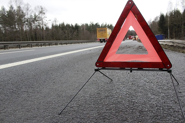 verkehrsunfall schild